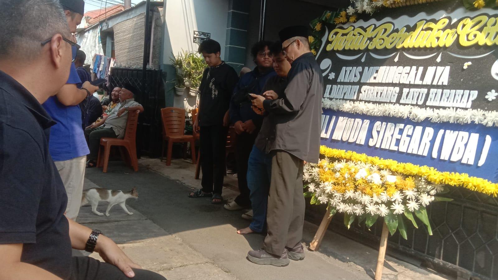 Selamat Jalan Bang Kayu: Jurnalis yang Percaya Diri Menyebut Namanya Sendiri